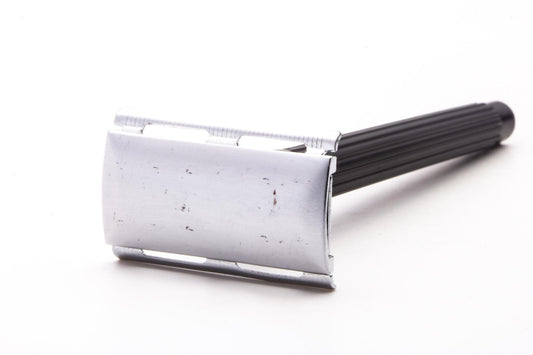 Three Piece Double Edge Safety Razor With Black Plastic Handle | Original Condition