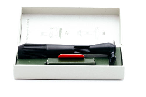 Leaf Twig-Thorn Single Edge Razor