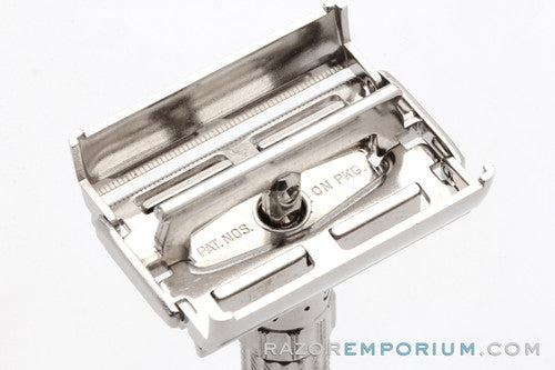 1961 Gillette Fatboy $1.95 TTO Adjustable Double Edge Razor Set G3