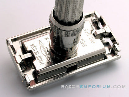 1964 J2 Gillette Slim Adjustable Safety Razor Nickel w/ Red Case & Blade Bank