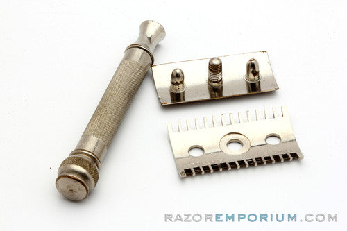 1918 Gillette Old Type Ball End Khaki Service DE Razor Set Army Issue
