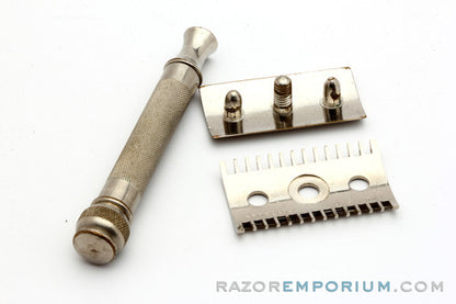 1918 Gillette Old Type Ball End Khaki Service DE Razor Set Army Issue