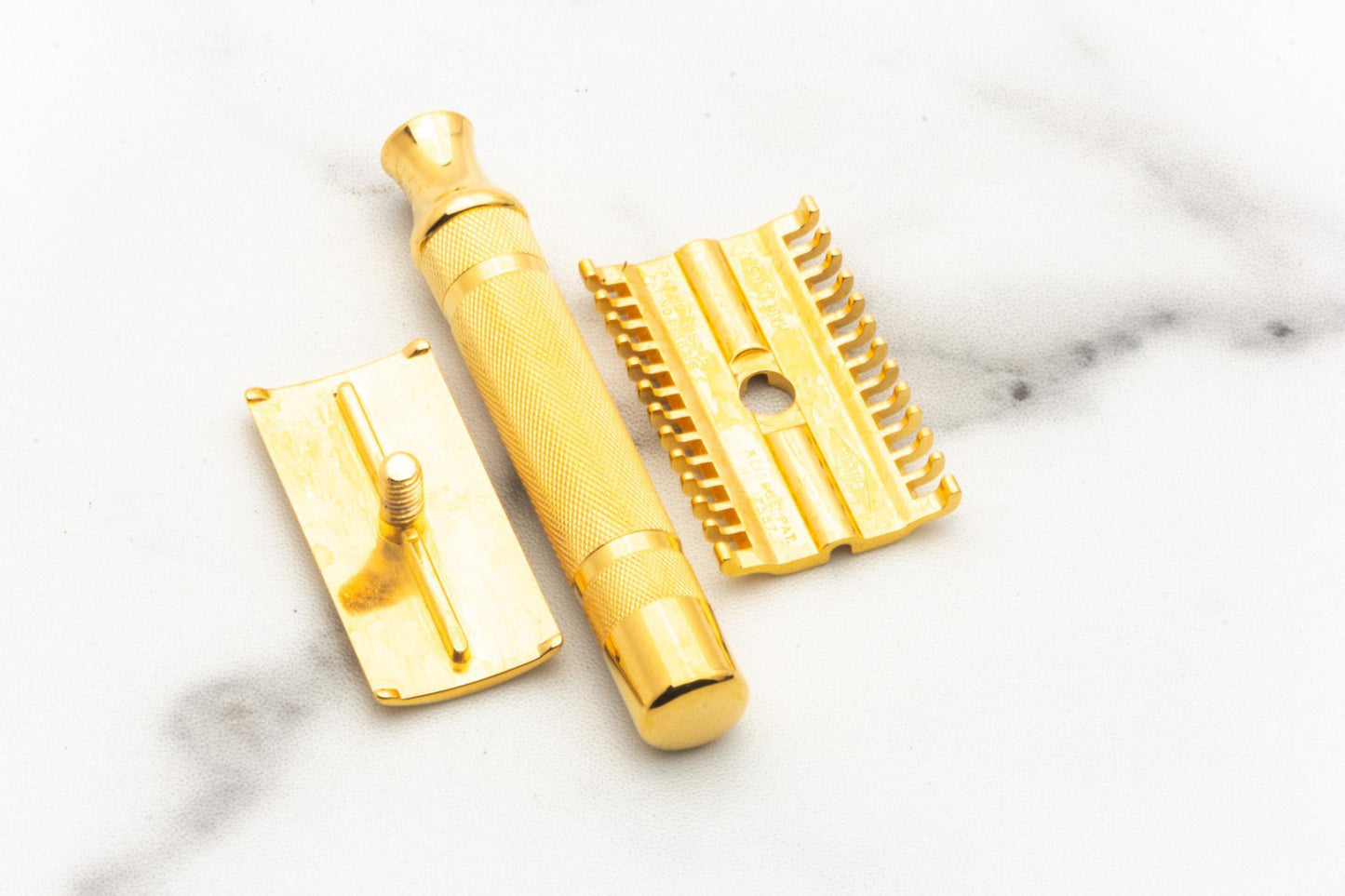 1930s Gillette 'NEW' Long Comb Common Bar Gold Double Edge Safety Razor Set | Original Condition