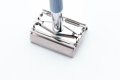 1966 Gillette L4 Blue Star Lady Gillette Double Edge Safety Razor