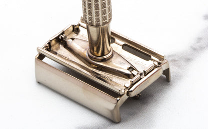 1957 C4 Gillette Flare Tip Super Speed Double Edge Safety  Razor Set | Original Condition