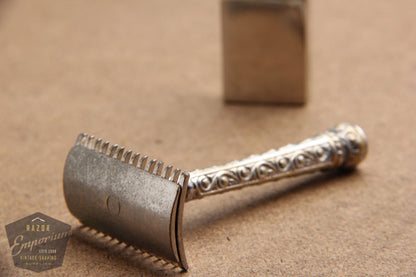 Gillette 1918 Basketweave Pocket Edition - Old Type Spiral (DE) Razor Travel Set