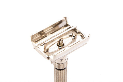 1959 E3 Gillette 1.95 Fatboy Adjustable Double Edge Safety Razor with Original Case