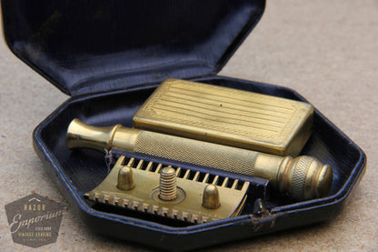 Gillette 1910's Old Type DE Safety Razor in NEW Era Octagonal Presentation Case