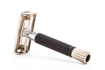 1971 Gillette Black Handle Flare Tip Super Speed Safety Razor R1