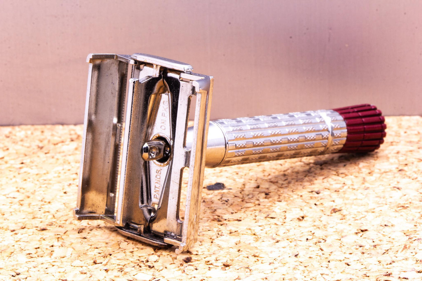 1958 D1 Gillette Heavy Red Tip Super Speed Safety Razor | Original Condition