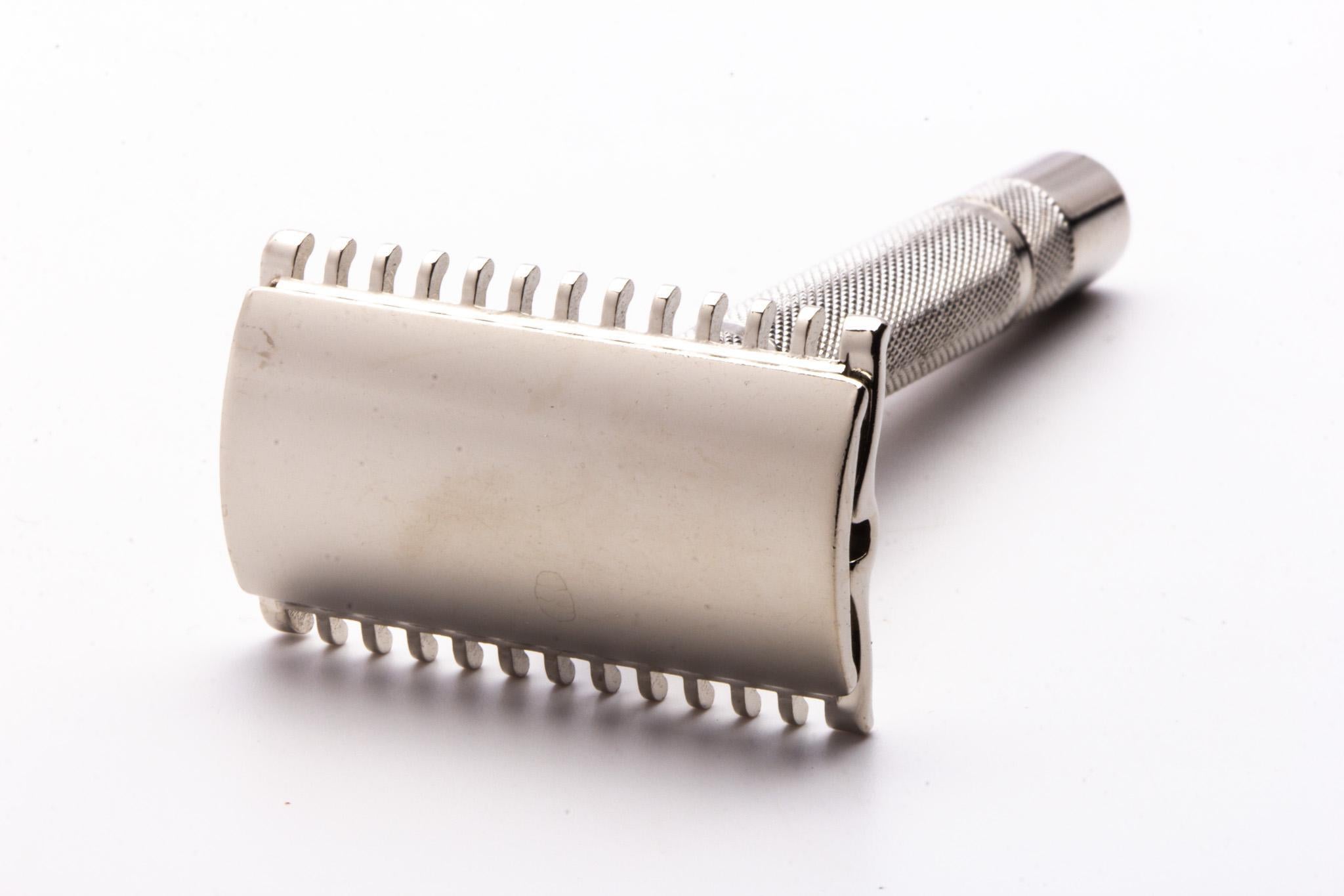 1930's Gillette NEW Short Comb Thin Common Bar Double Edge Safety Razo ...