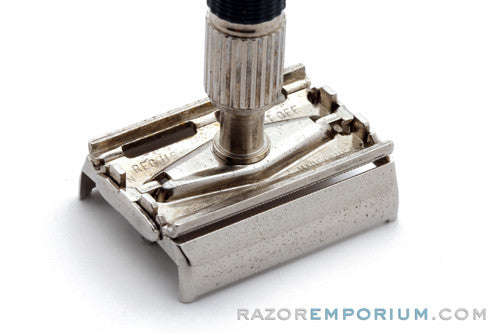 1968 Gillette Knack TTO Double Edge Safety Razor N1