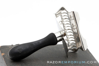 1907 American Safety Razor Co. Single Edge Safety Razor w/ Black Leather Box