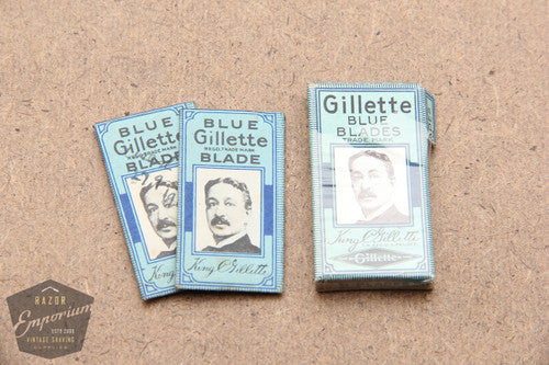 Gillette 1920's  Old Type Pocket Edition  - Basket Weave w/ blue blades