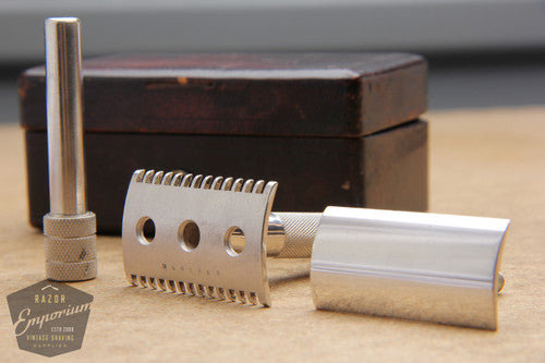 Gillette 1920 Silver Single Ring Old Type Set in Leather Case w/ Blade Banks