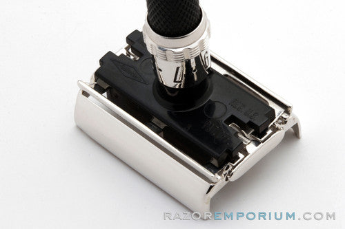 1984 Gillette Super Adjustable "Black Beauty" DE Safety Razor E1