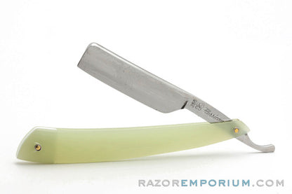 5/8" Hurricane 255 For Barbers Shave Ready Straight Razor | Tokyo, Japan