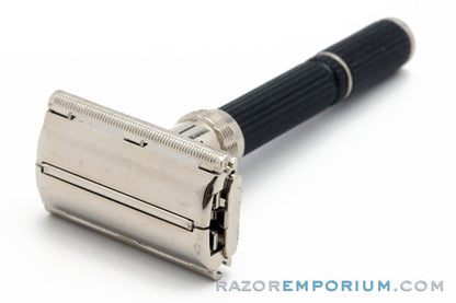 1969 Gillette Super Adjustable 84 Safety Razor O1