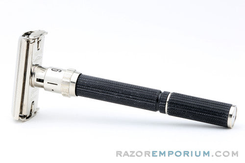 1969 Gillette Super Adjustable 109 Safety Razor O1