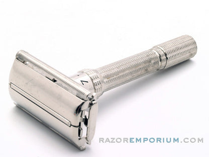 1964 J4 Gillette Slim Adjustable Safety Razor Nickel w/ Blue Case & Blade Bank
