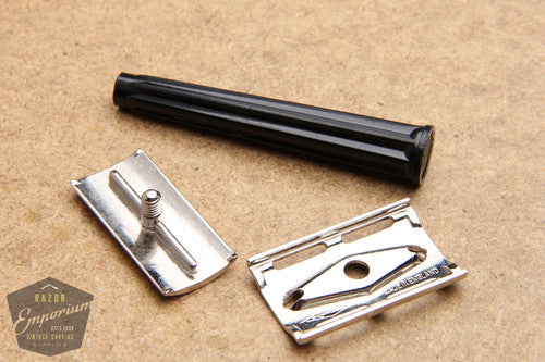 Gillette 1944 WWII Era Bakelite Handle Tech DE Razor - Made in England