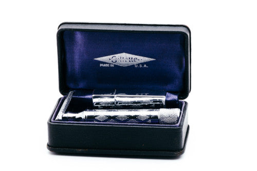 1930's Gillette New Deluxe Belmont DE Safety Razor w/ Metal Case & Blade Bank