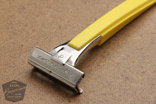 Ezy Rider Razor Schick Easy Rider Men's Yellow Handle 1960's Injector Safety Razor ...