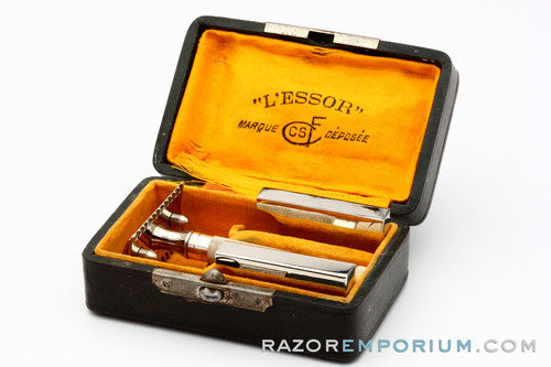 1930's L'Essor Open Comb Double Edge Safety Razor Set w/ Case & Blade Banks