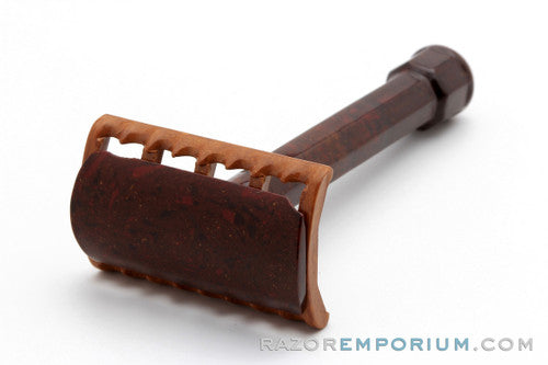 1940's Nola 442 Bakelite Double Edge Travel Safety Razor Set