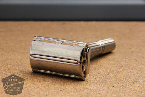 Gillette 1962 Slim Adjustable DE Safety Razor -- H1