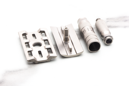 Merkur | Travel Razor 933 INOX with Leather Case