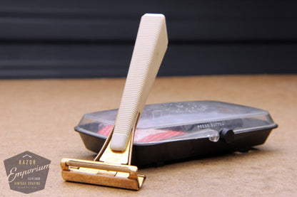Eversharp Schick 1960's Hydro Magic Gold Injector with Cream Bakelite Handle & Orig. Case