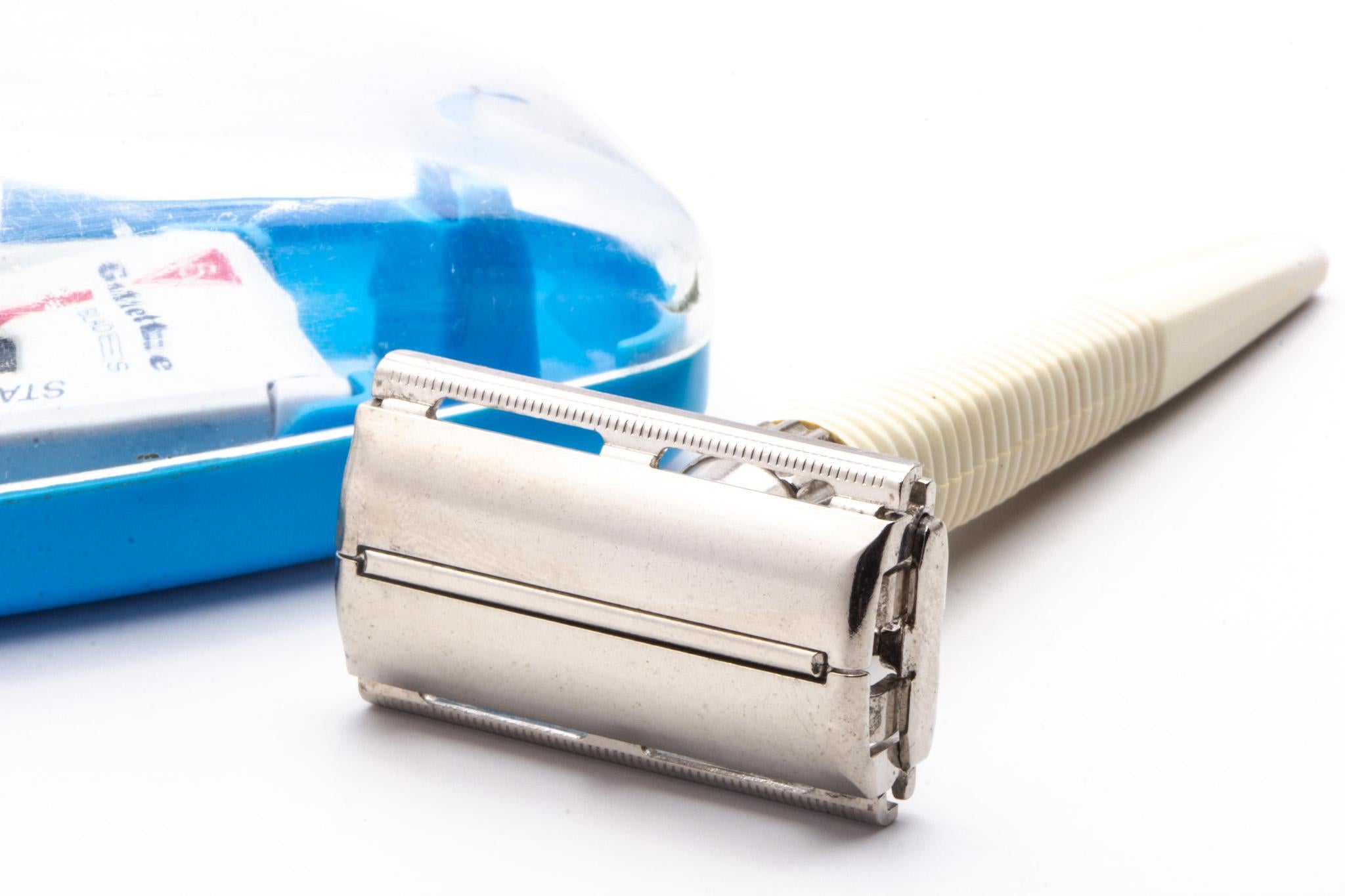 1980's Gillette Slim Twist Double Edge Safety Razor Set| Original Cond ...