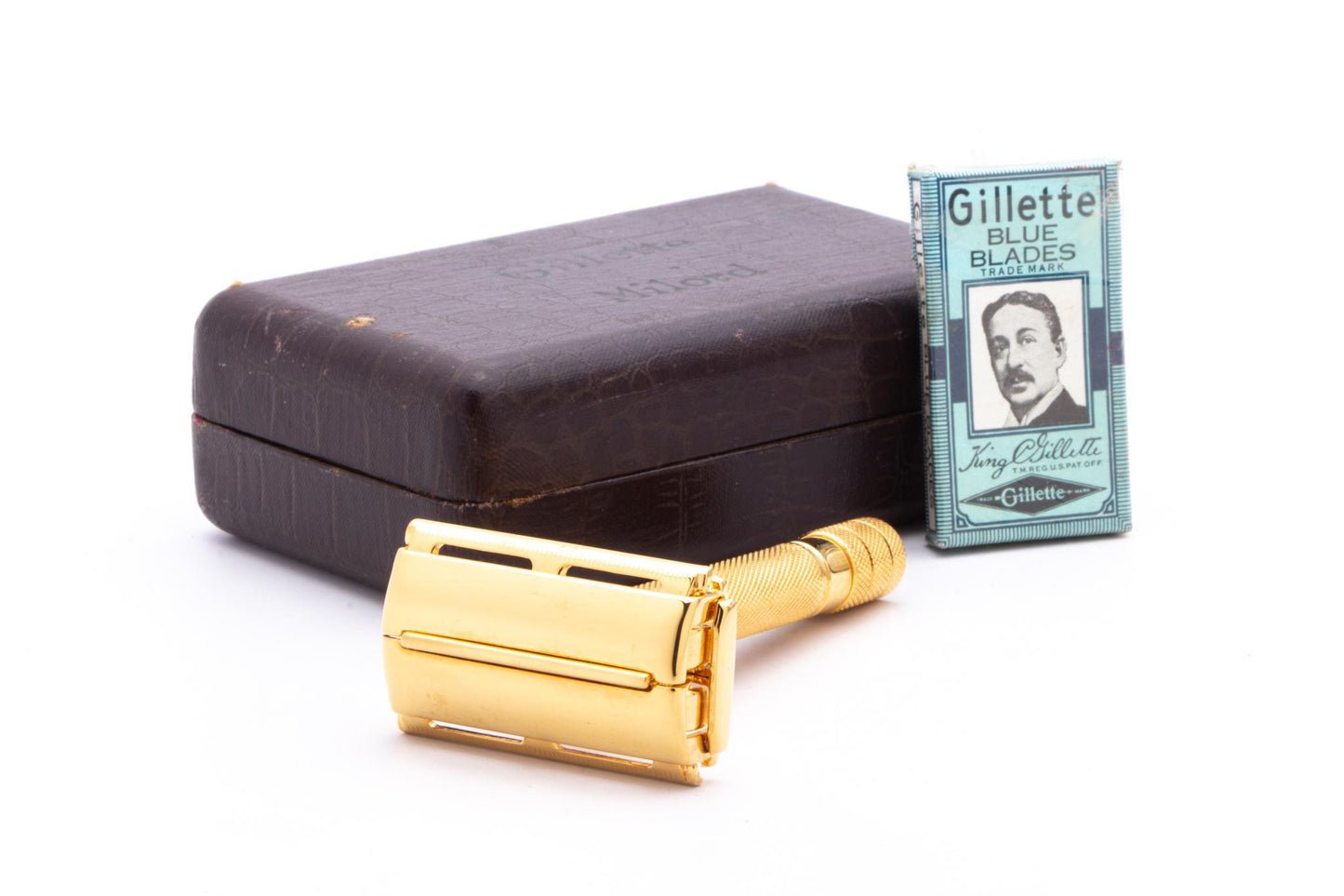 1940's Gillette Milord DE Safety Razor Set with Blades  | Original Condition