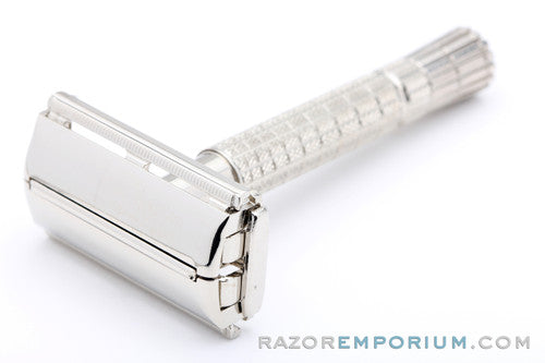 1956 B2 Gillette Regular Flare Tip Super Speed Safety Razor w/ Case