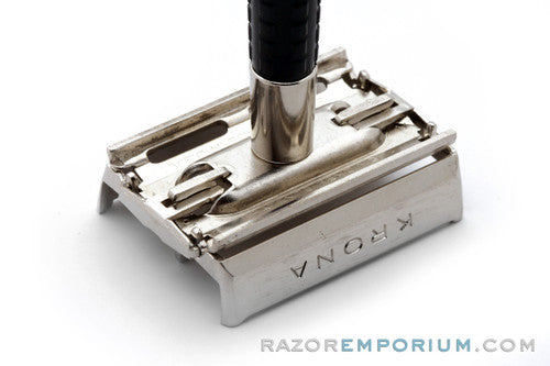 1970s Schick Krona TTO Double Edge Safety Razor