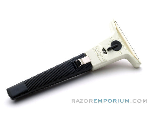 1971 Gillette Techmatic Band Safety Razor w/ Case