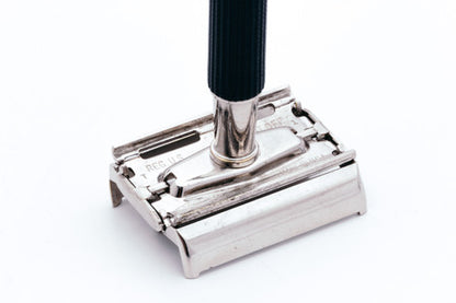 1973 Gillette Black Handle Super Speed DE Safety Razor