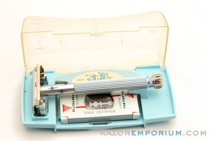 1962 H4 Gillette Blue Star Lady Gillette Set w/ Case & Blade Bank