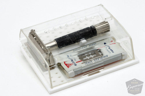 1976 Gillette W4 Black Handle Super Speed Safety Razor Set