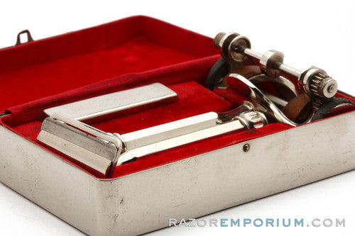 1920's Leslie Standard Safety Razor with Spiral Stropper Set