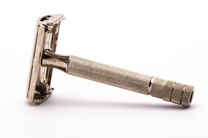 1950 V3 Gillette Super Speed Double Edge Safety Razor Set | Original Condition