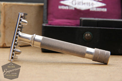 Gillette 1920 Single Ring Old Type Set in Leather Case w/ Blade Banks