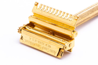 1930's Valet Auto-Strop Razor Set with Case