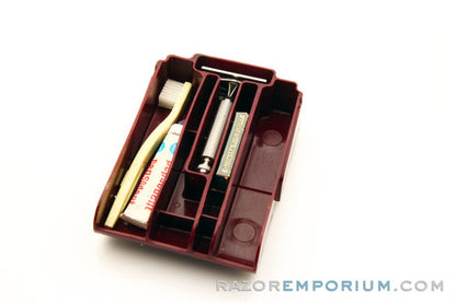1956 Gillette B4 Etched Logo Cap Ball End Tech Razor in Maroon Pok-Kit Case