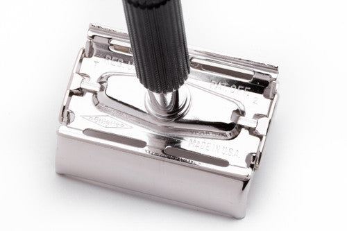 1973 Gillette Black Handle Super Speed Safety Razor  T2