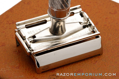 1948 Gillette Executive DE Safety Razor in Ostrich Leather Case