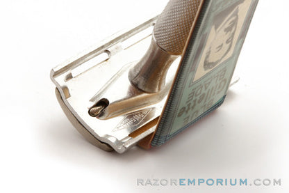 1960s Gillette Ball End Tech Razor & Blades - Made in England