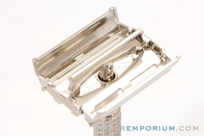1965 Gillette Flare Tip DE Super Speed  Safety Razor K4