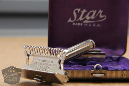 Star 1912 Single Edge Safety Razor w/ Orig. Metal Case - Mint